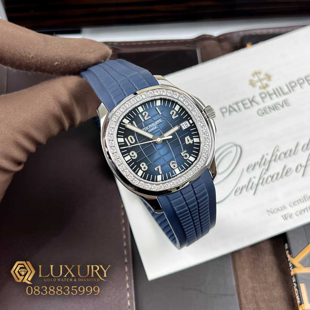 Đồng Hồ Bản Rẻ Patek Philippe Aquanaut 5167R Mặt Xanh Đính Đá Máy Thụy Sỹ Xưởng PF 40mm Đồng Hồ Bản Rẻ Patek Philippe Aquanaut 5167R Mặt Xanh Đính Đá Máy Thụy Sỹ Xưởng PF 40mm