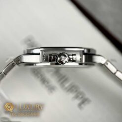 Đồng Hồ Nữ Patek Philippe Rep 11 Nautilus 7118/1200A Đính Đá Mặt Xám 35.2mm