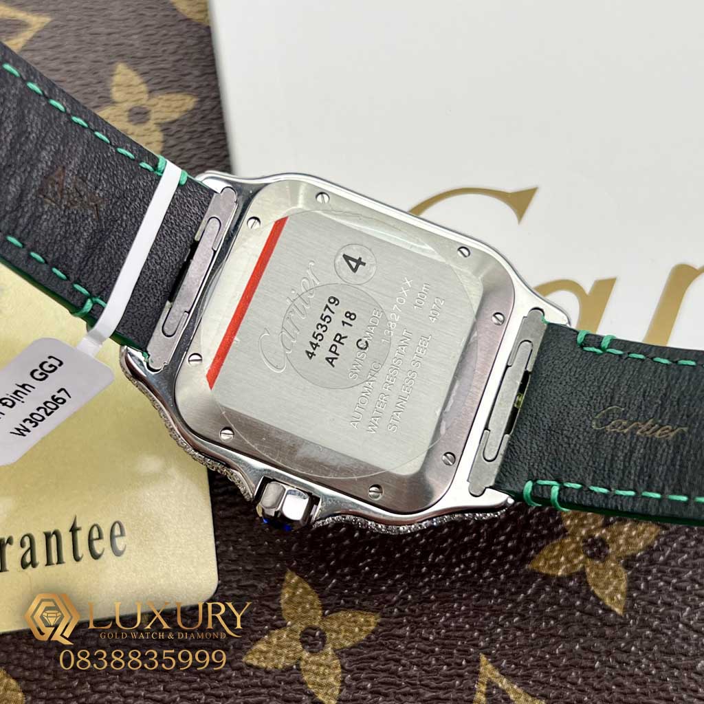 Đồng Hồ Nam Cartier Santos Độ Full Kim Moisanite Mặt Số Green Dial Dây Da Rep 11 Size 39.8mm Đồng Hồ Nam Cartier Santos Độ Full Kim Moisanite Mặt Số Green Dial Dây Da Rep 11 Size 39.8mm